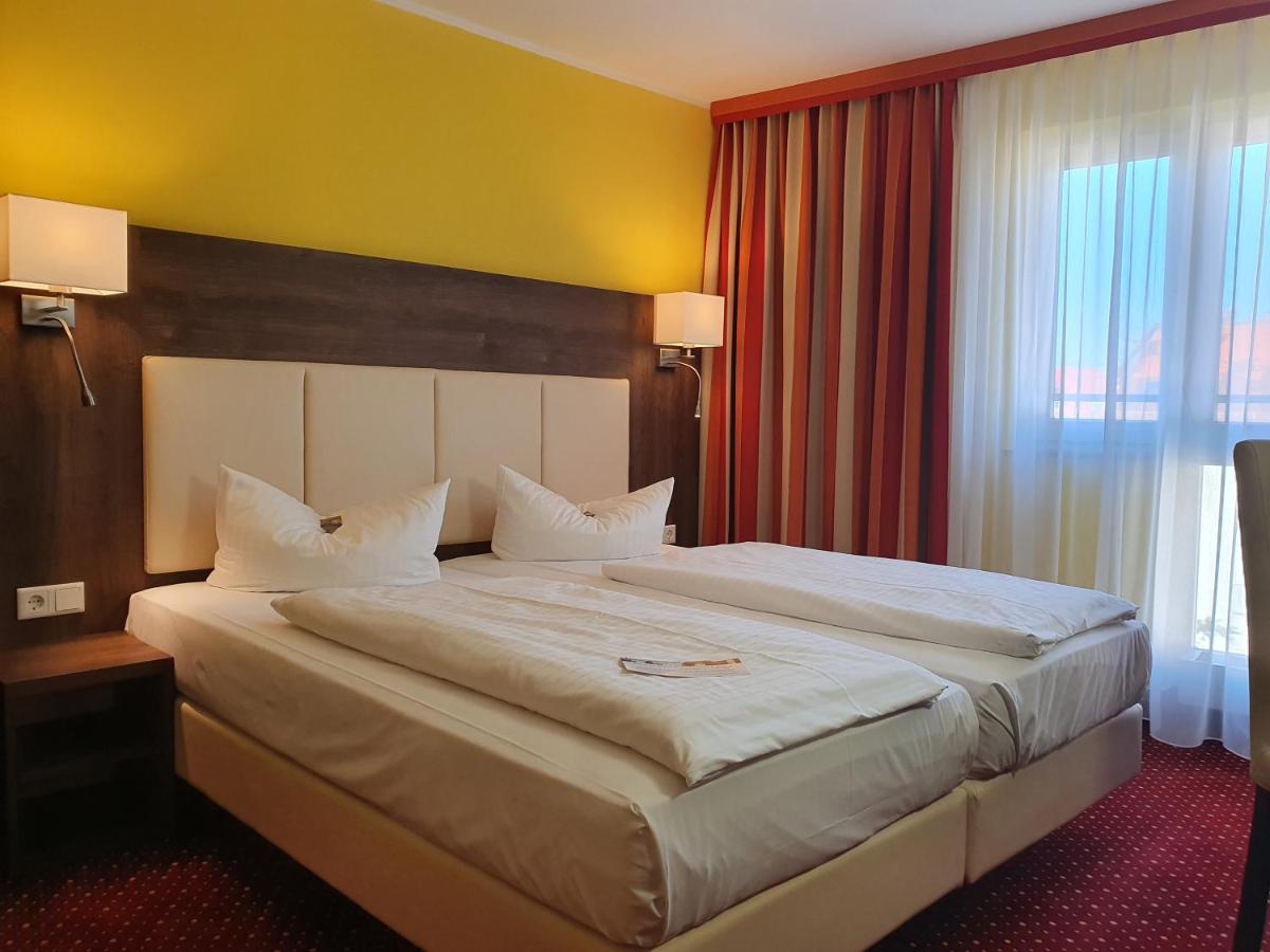 Invite Hotel Nuernberg City Eksteriør billede