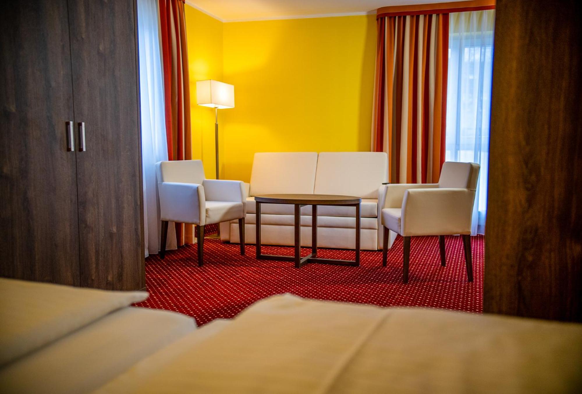 Invite Hotel Nuernberg City Eksteriør billede