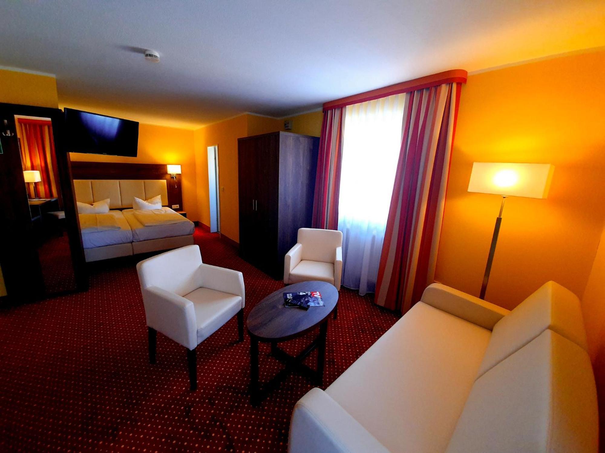 Invite Hotel Nuernberg City Eksteriør billede